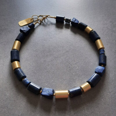 Krótki naszyjnik z lapisem lazuli